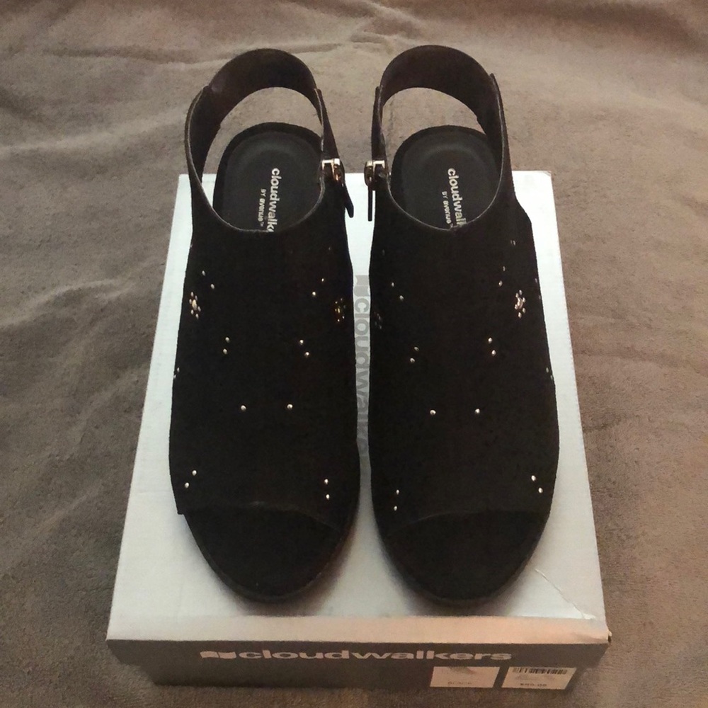 Cloudwalker Black embellished peep toe sling back booties size 9W